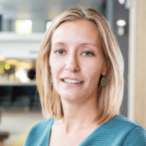 Ilona Nieuwenhuizen - HR business partner CloudSuite